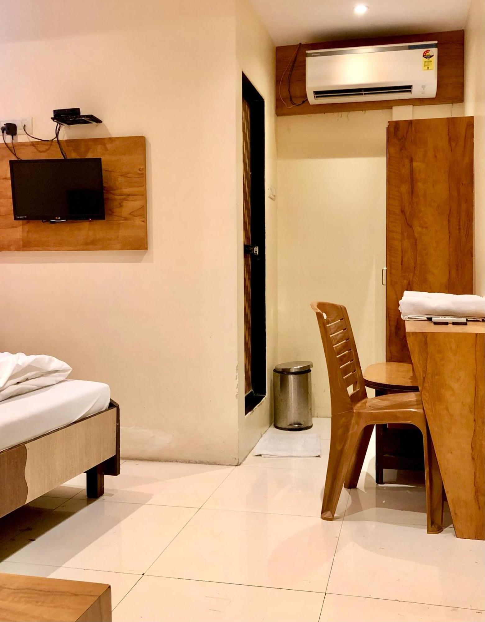 Hotel Volga 2 孟买 外观 照片