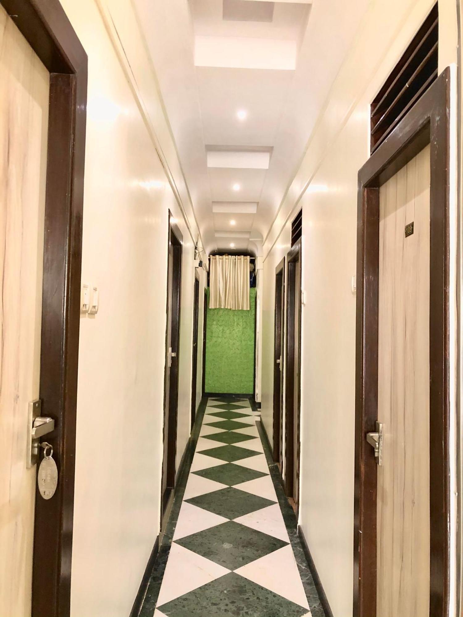 Hotel Volga 2 孟买 外观 照片